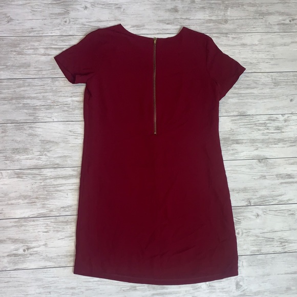 Lulu’s Short Sleeve Dress Size Small - Picture 3 of 4